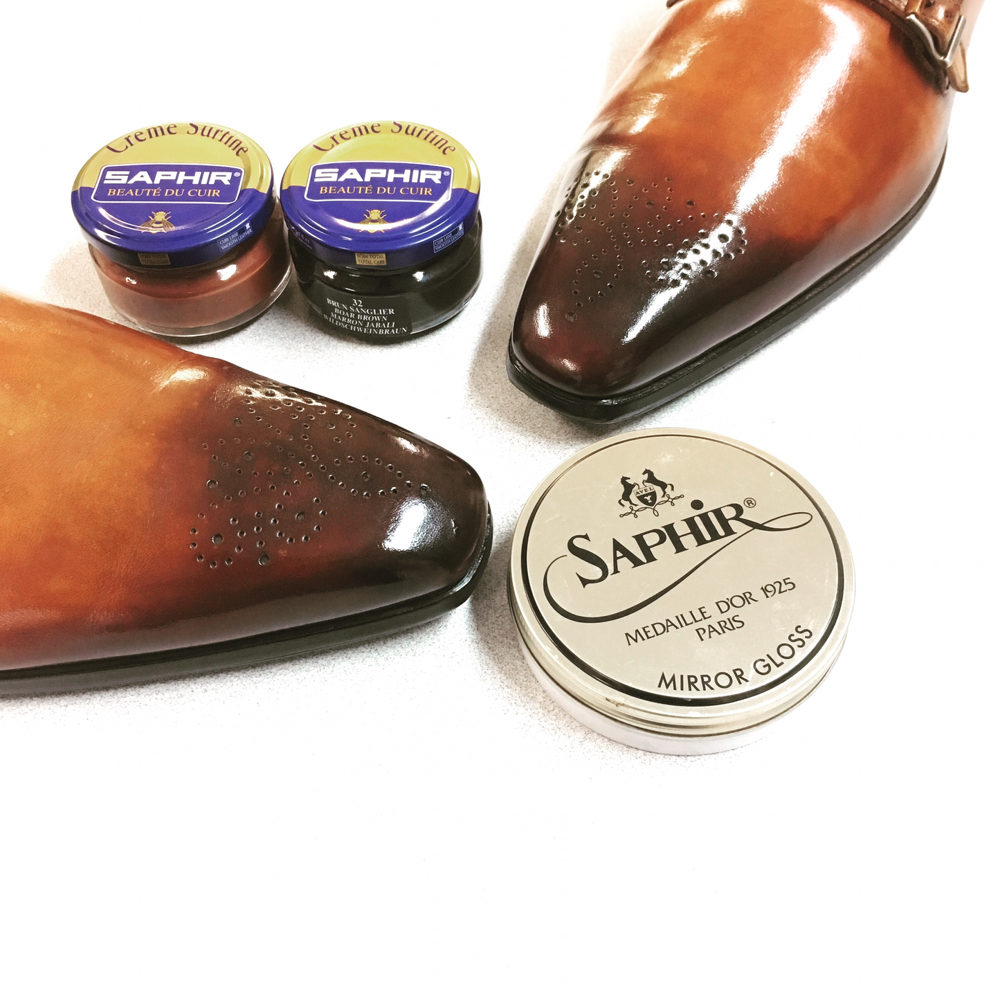Men's Shoe Recondition & Professional Mirror Gloss Shine Service